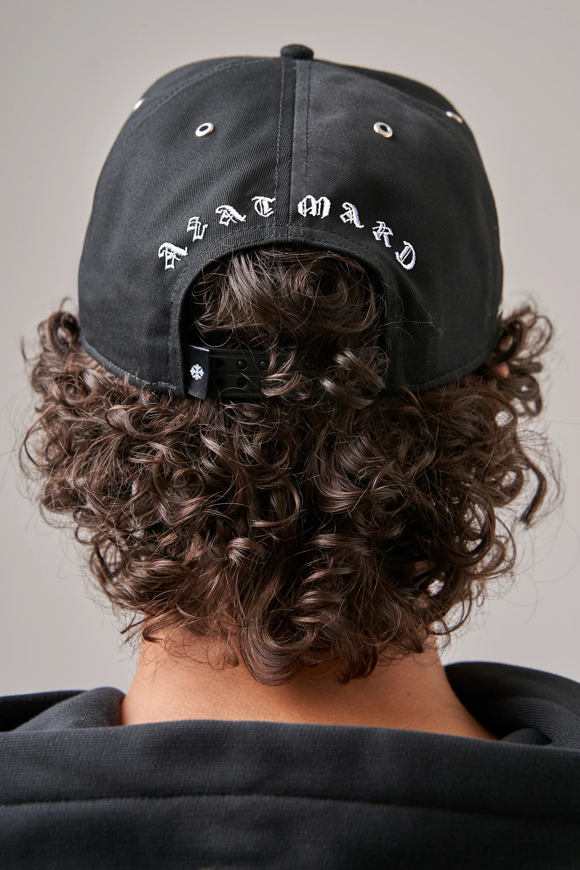 ARMENIAN KHACHKAR BLACK CAP - Image 3
