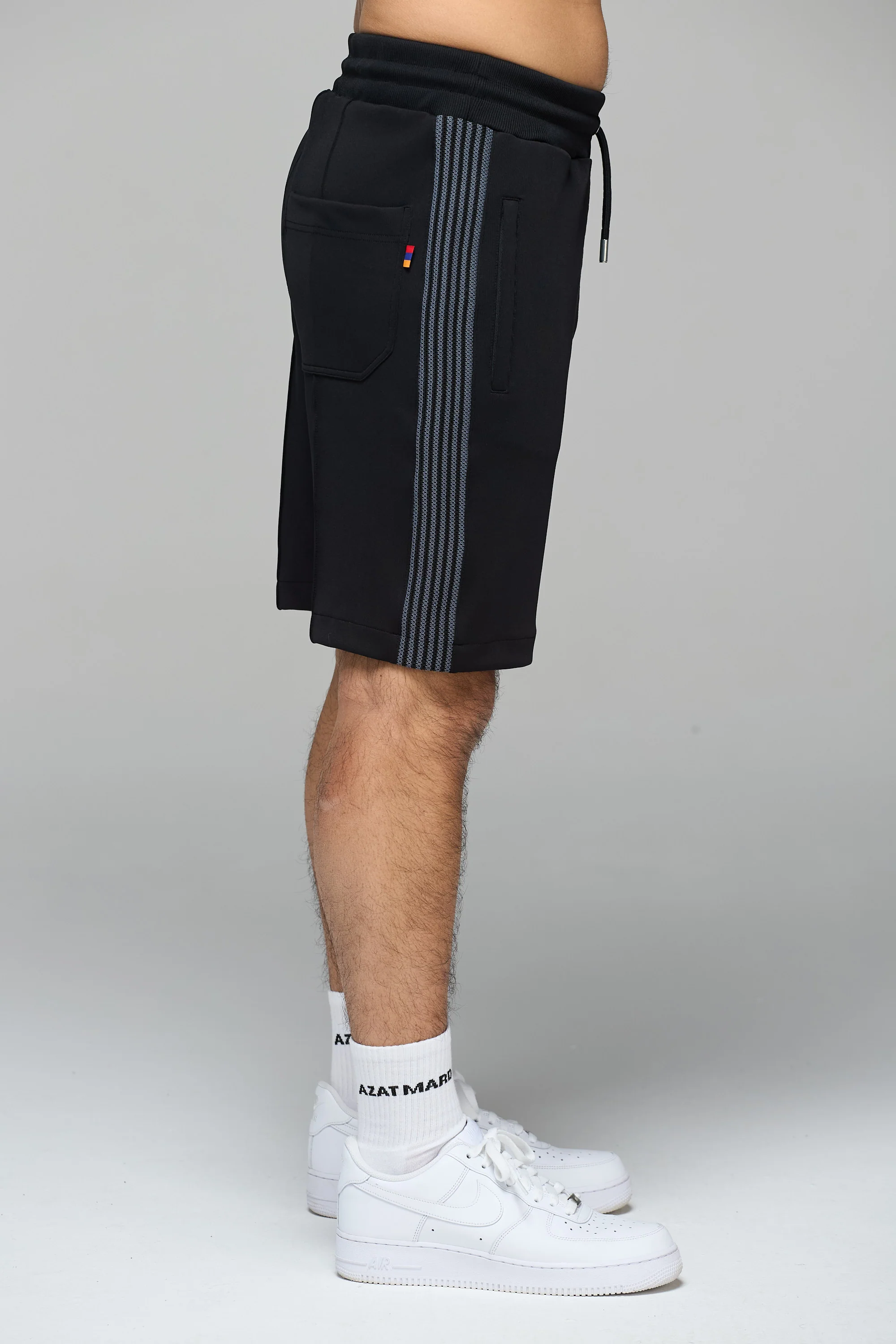 BLACK TRACKSUIT SHORTS - Image 6