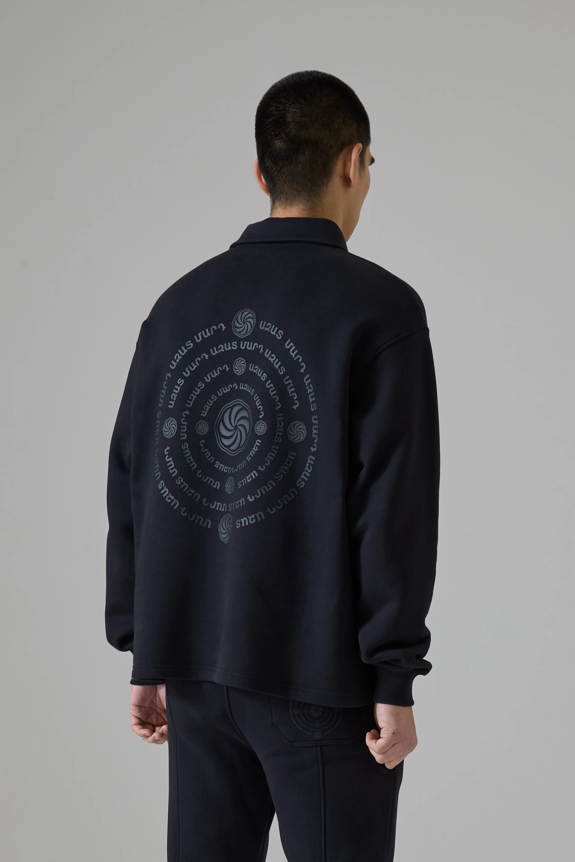 WHEEL OF ETERNITY BLACK QUARTER ZIP SWEATER - Image 4