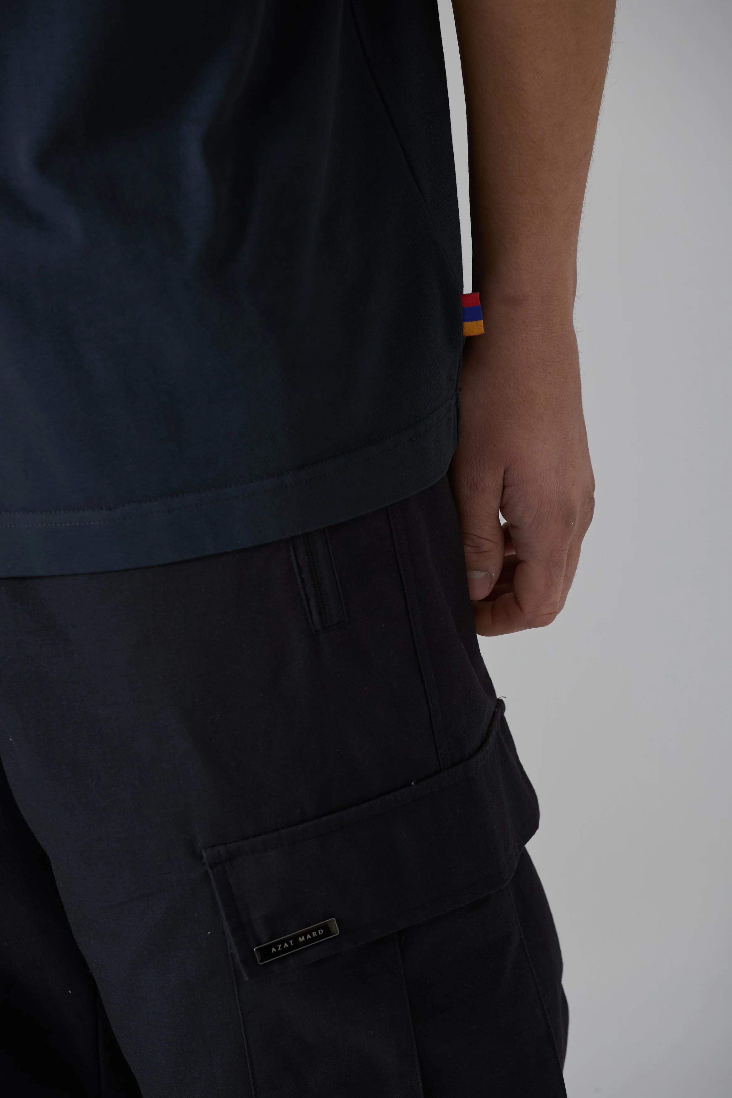 FRUITS D'ARMÉNIE BLACK T-SHIRT - Image 6