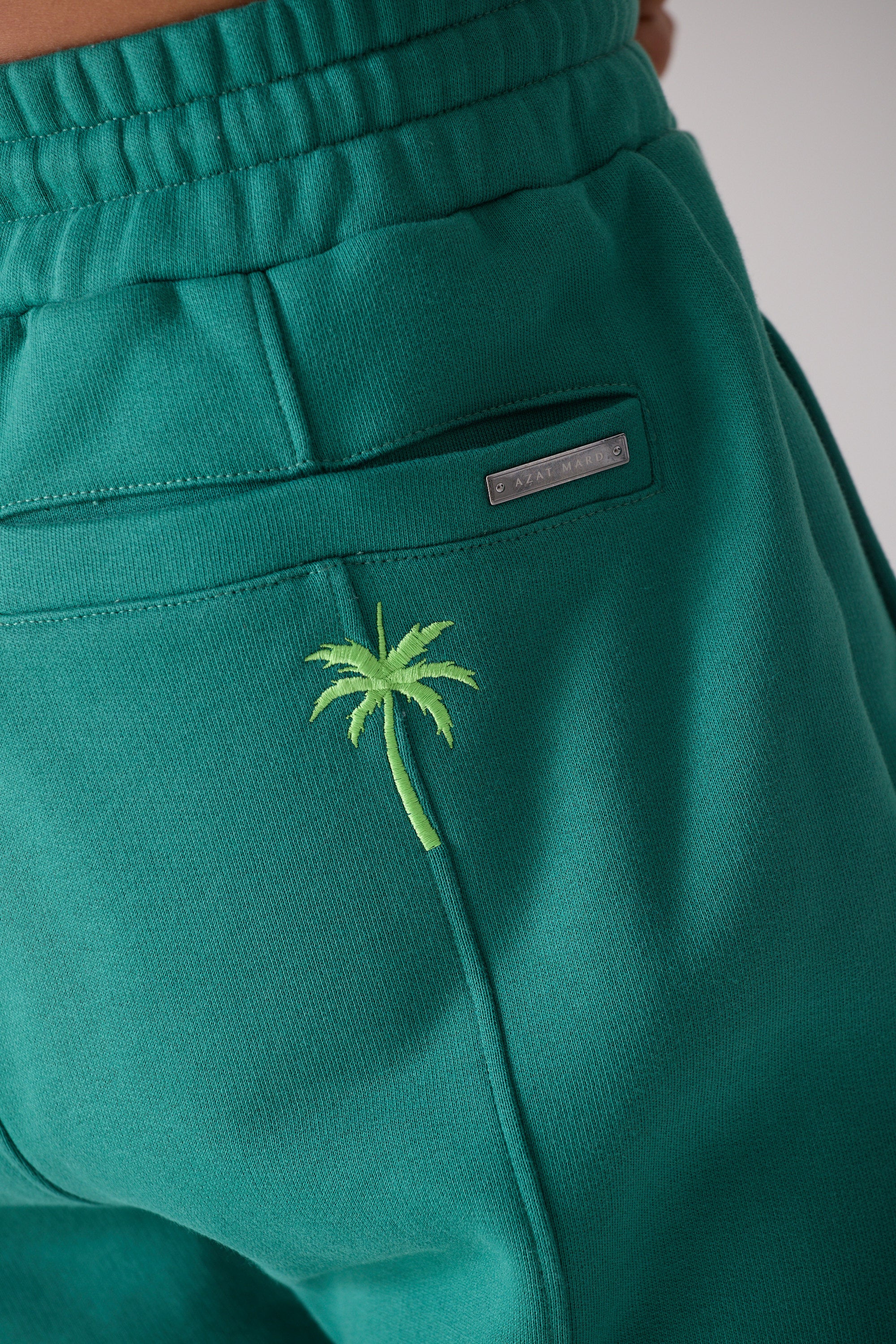 GREEN COUNTRY CLUB JOGGERS - Image 4
