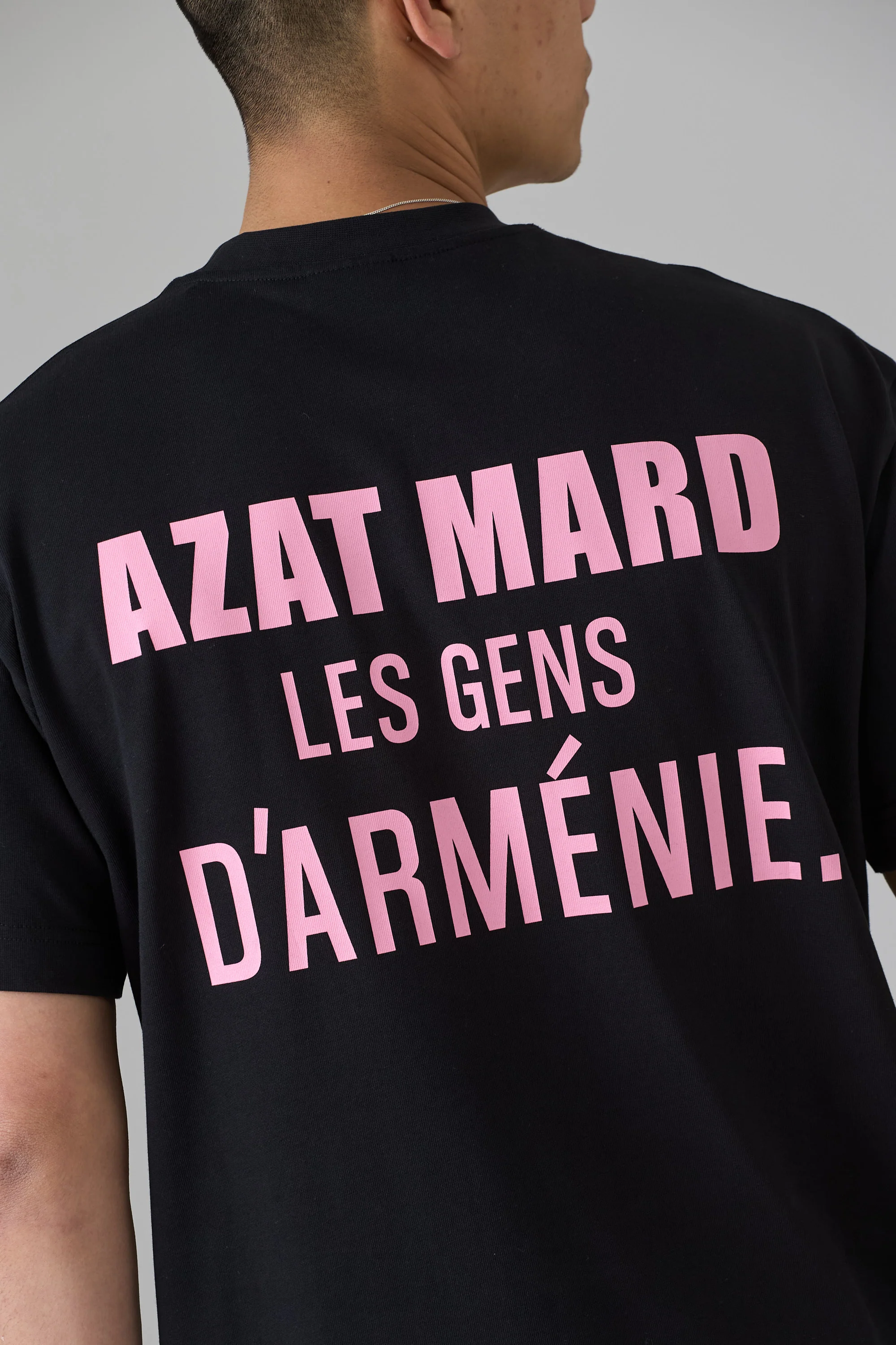 LES GENS BLACK/PINK T-SHIRT - Image 2