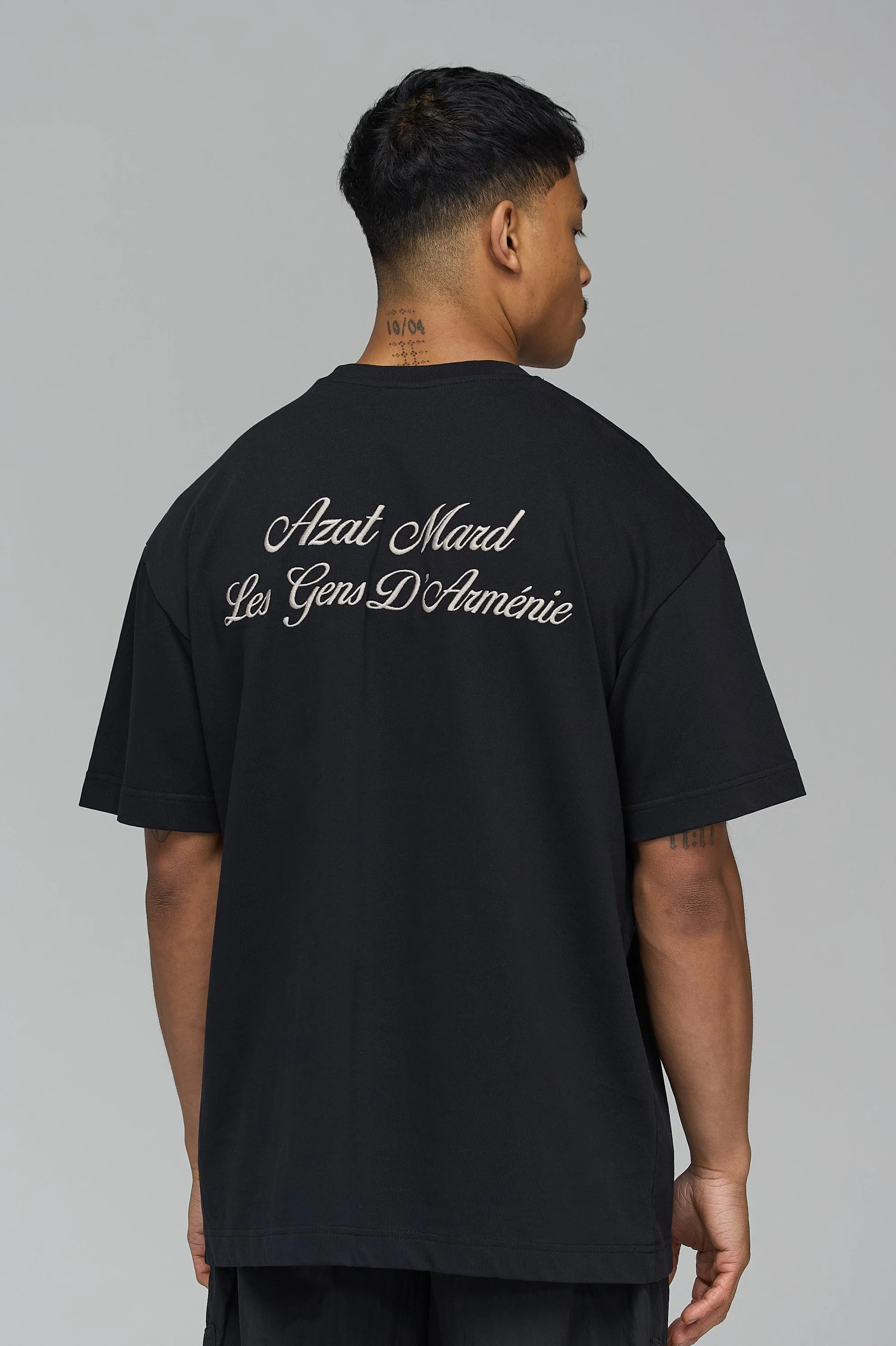 LES GENS SIGNATURE BLACK T-SHIRT