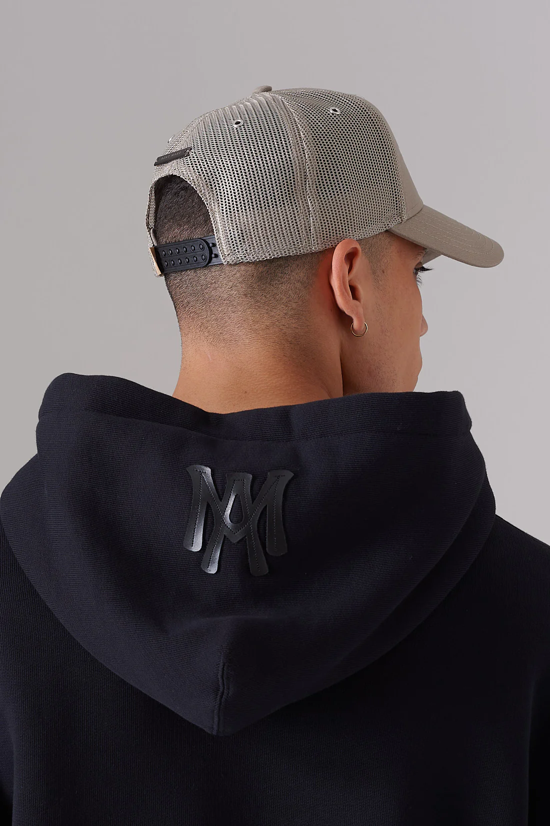 LES GENS TAUPE TRUCKER CAP - Image 2