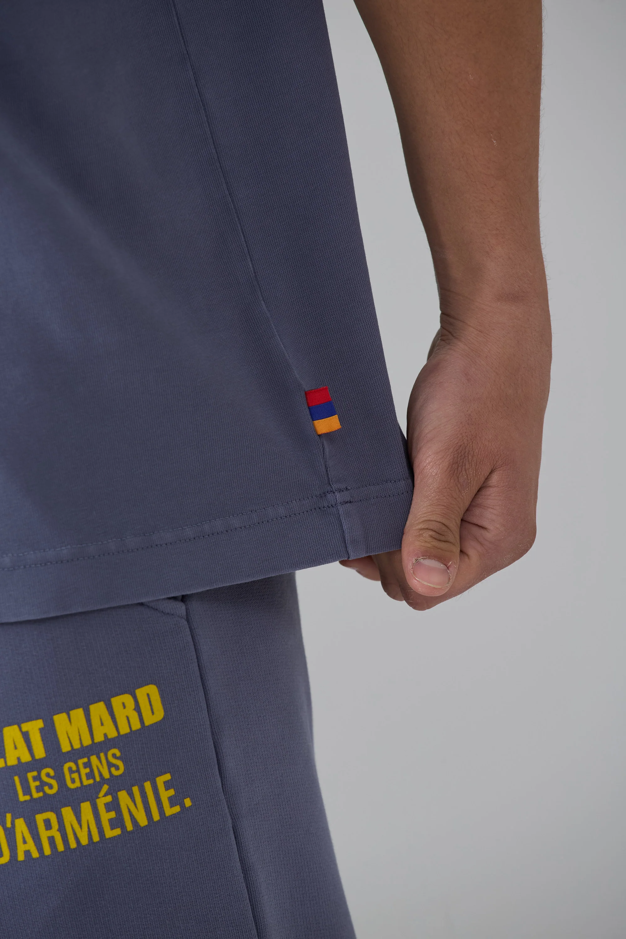 LES GENS WASHED NAVY T-SHIRT - Image 6