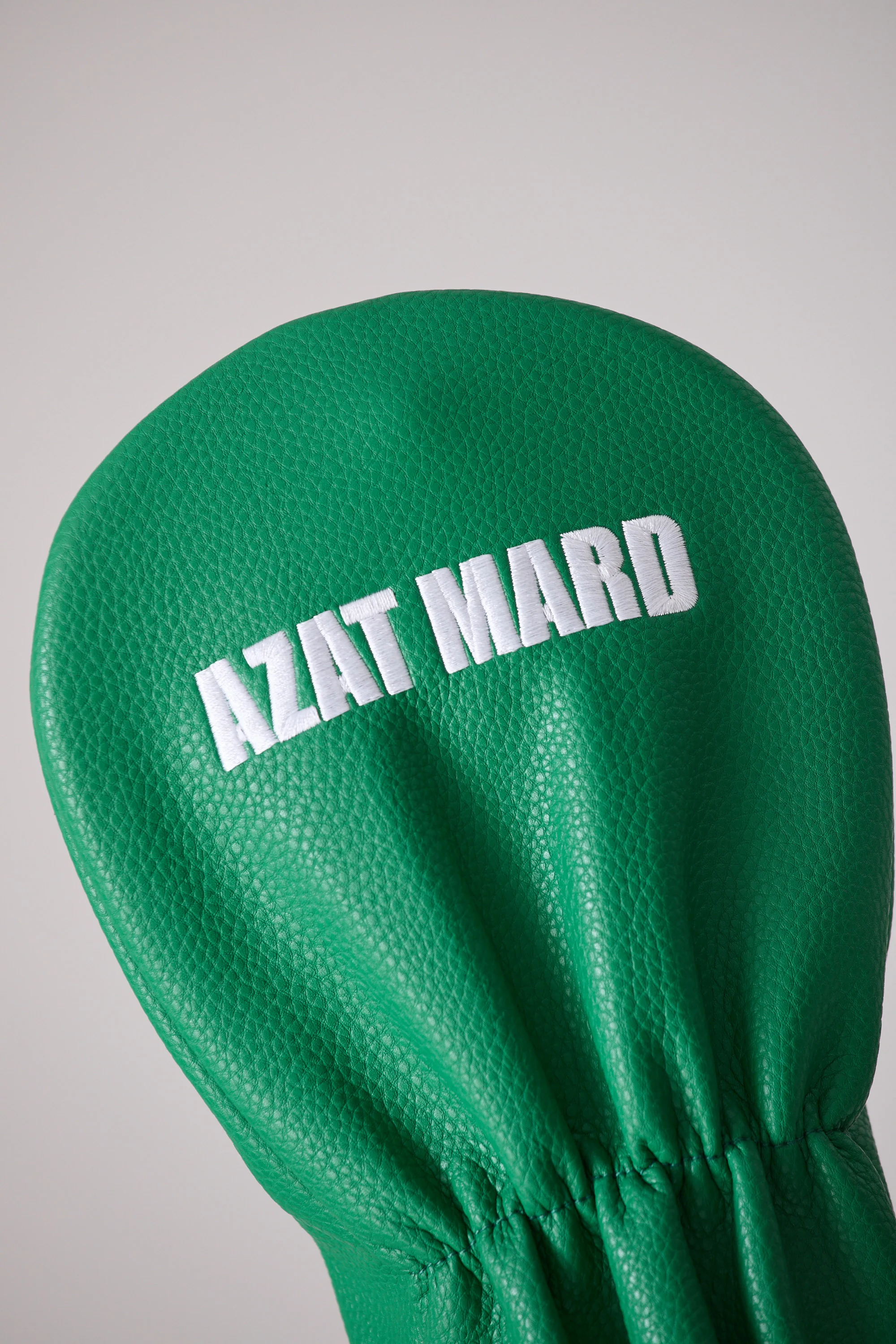 LIMITED EDITION DRIVER GOLF HEAD COVER - Image 3
