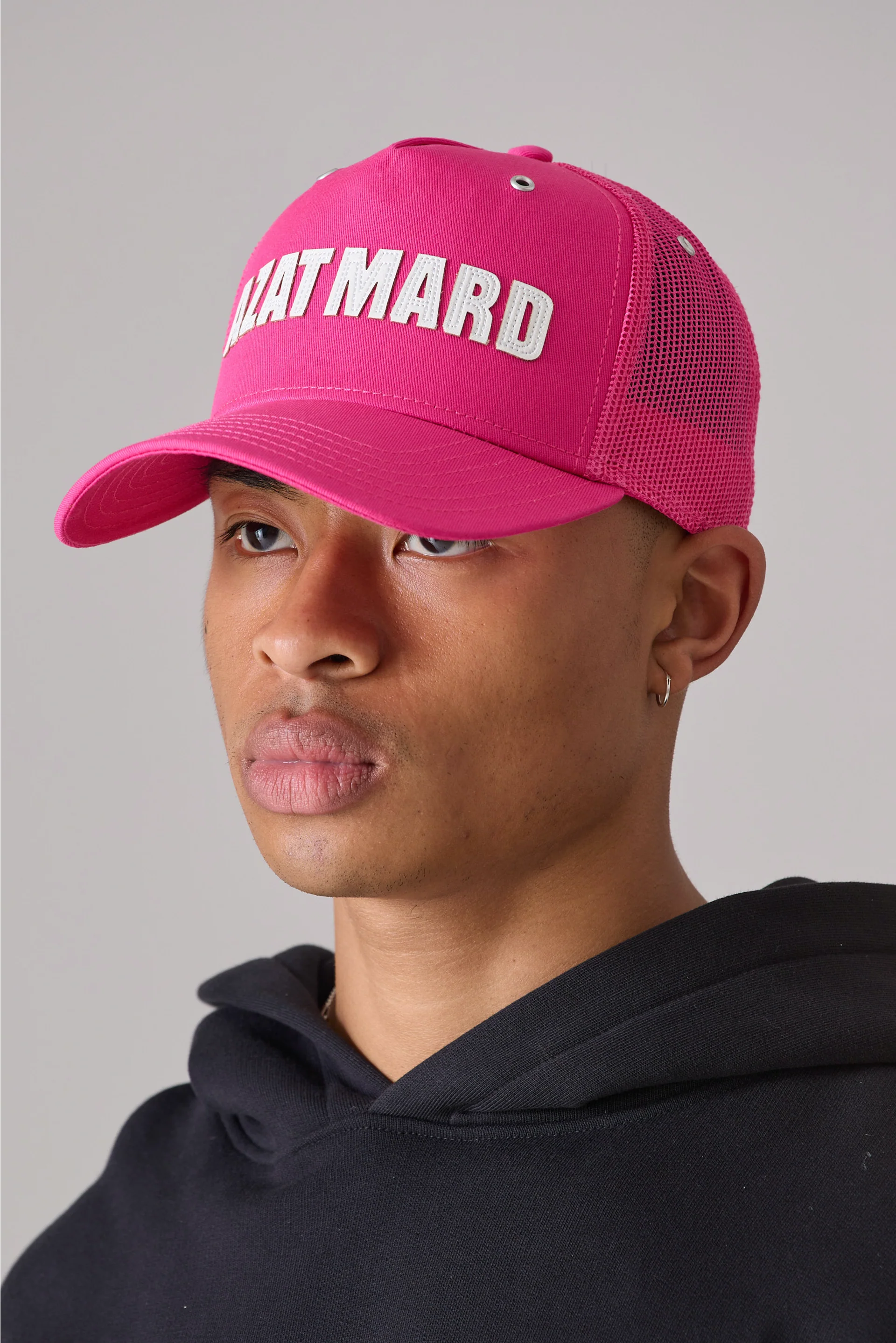 PINK/WHITE AZAT MARD TRUCKER CAP - Image 2