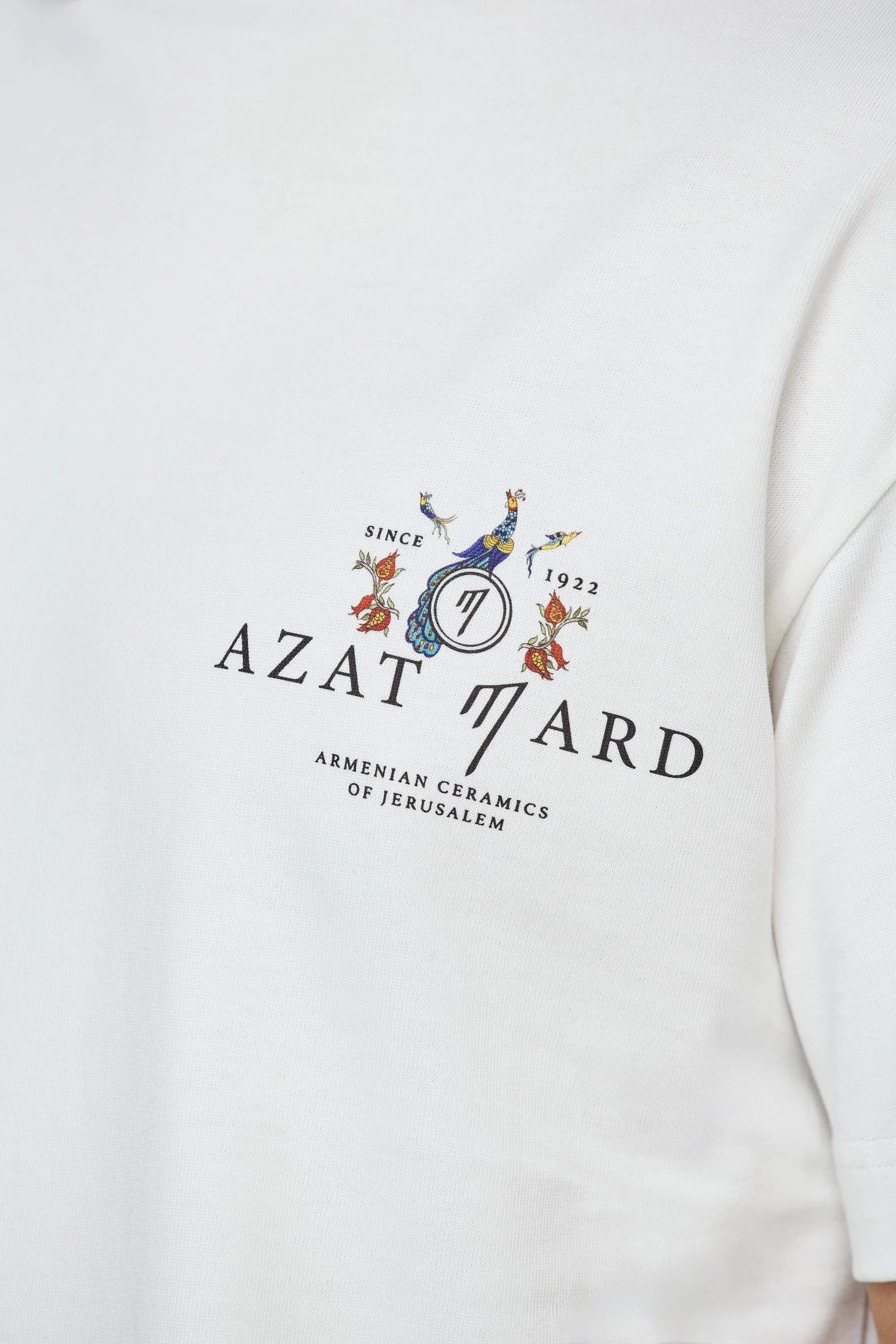 SPECIAL EDITION AZAT MARD X BALIAN VASE T-SHIRT – OFF WHITE - Image 6