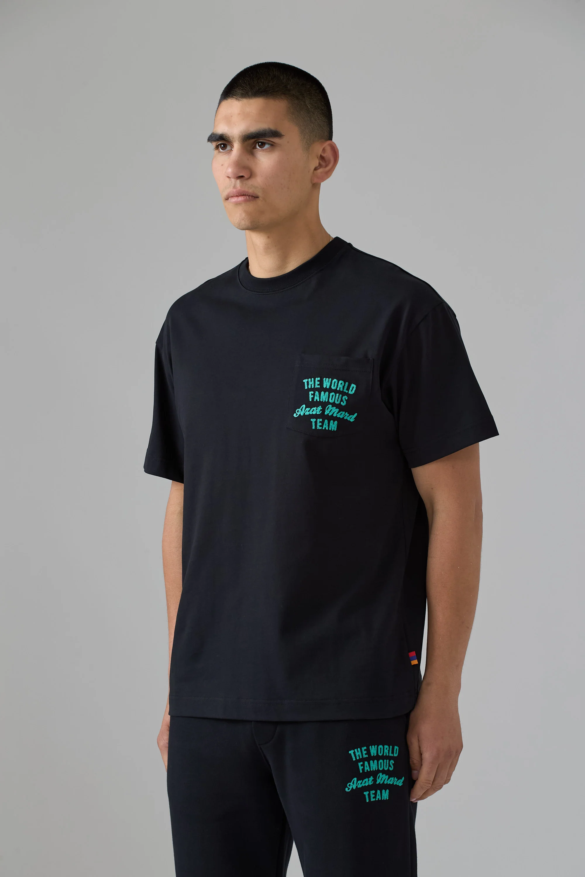 WORLD FAMOUS AZAT MARD TEAM BLACK T-SHIRT - Image 4