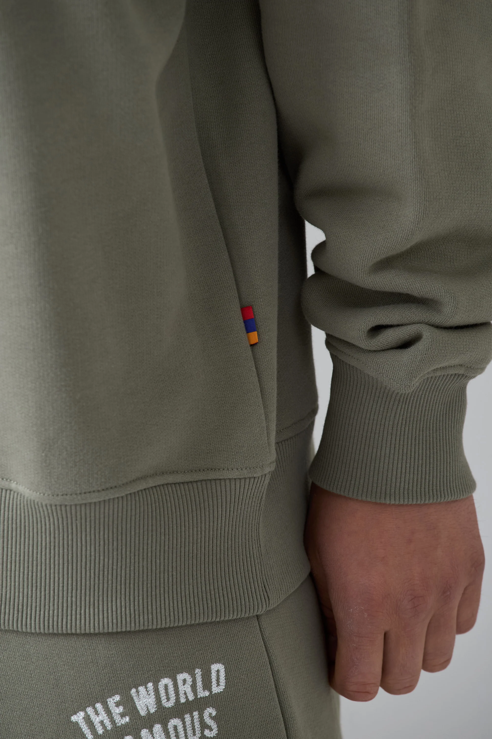 WORLD FAMOUS AZAT MARD TEAM TAUPE SWEATER - Image 5